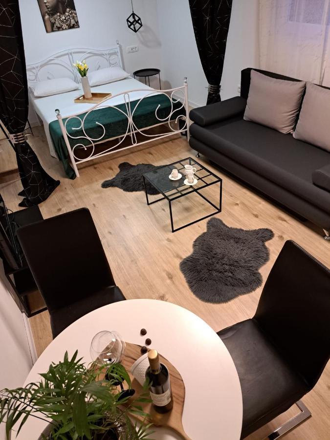Studio Apartman Maris Zadar Exterior foto